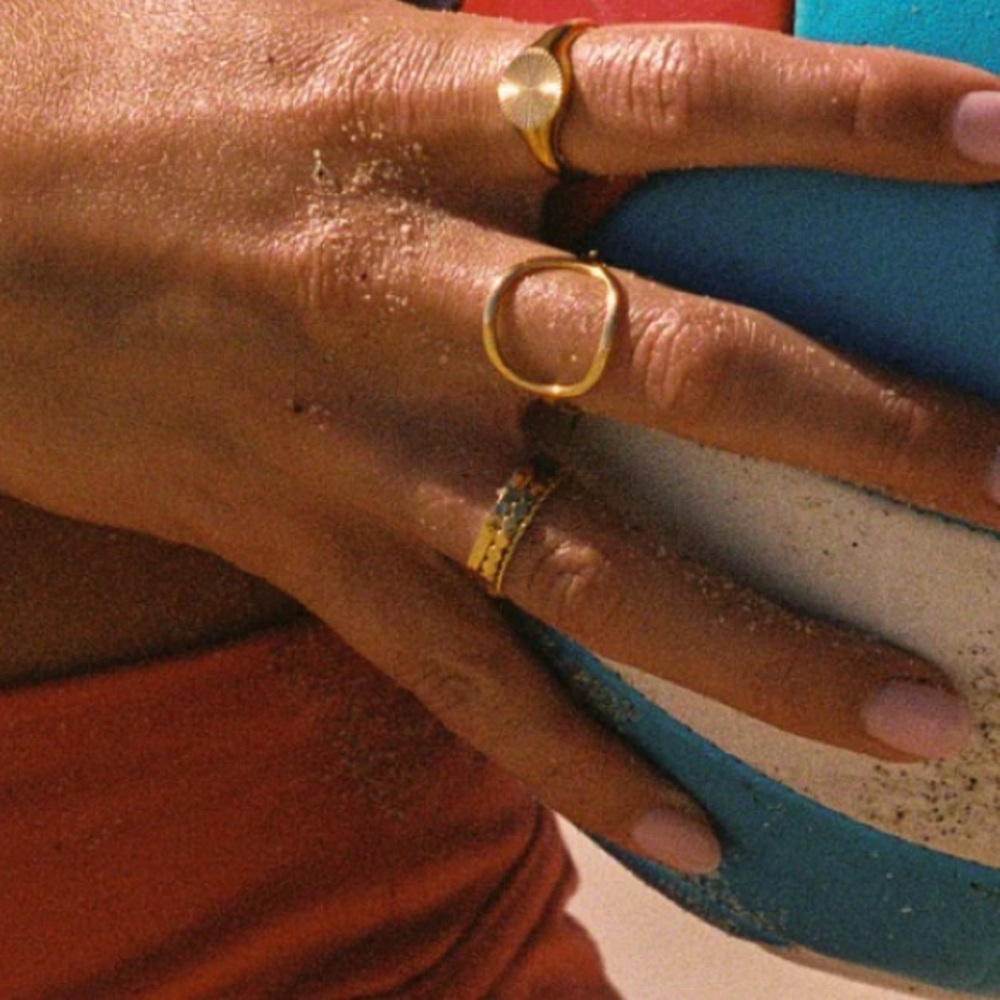 Elegant Gold Stacking Rings - Picture 7 of 8